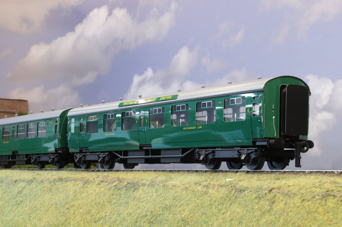 Ace Trains Coarse Scale O Gauge Southern Railway Bulleid Coach Set (2-/3-Rail)