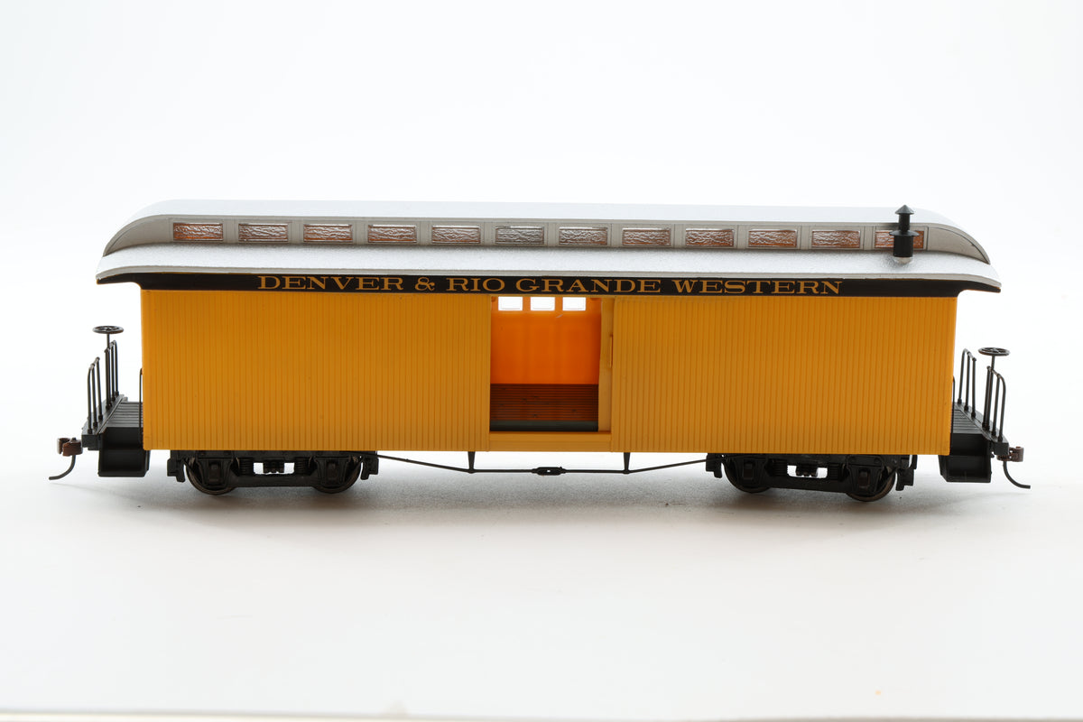 Spectrum/Bachmann On30 Rake of Three Baggage/Combine Cars, 'Denver & Rio Grande Western'