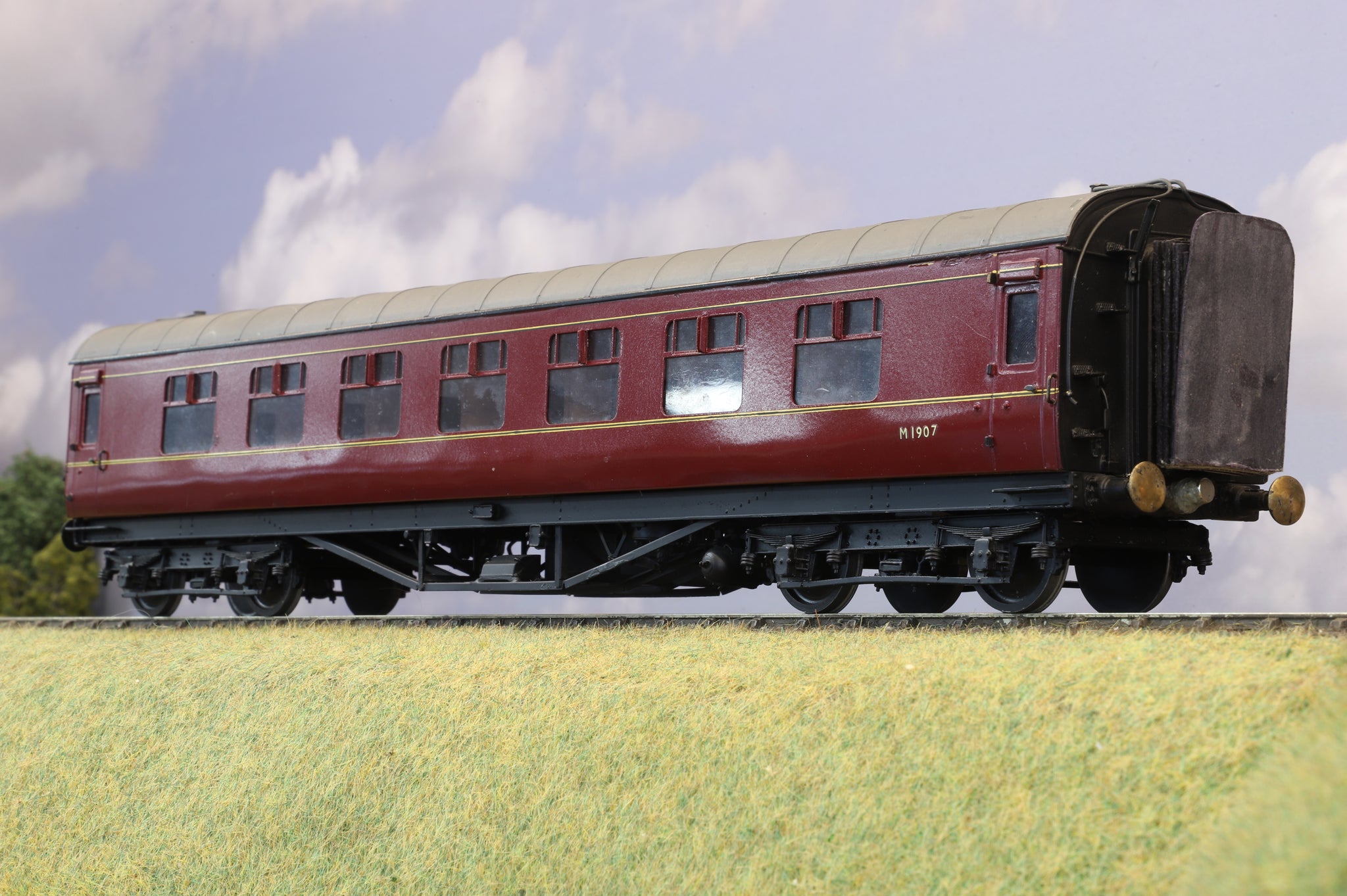Train Rake Finescale O Gauge (Kit-Built) Rake of Four LMS/BR Stanier Period III C ...