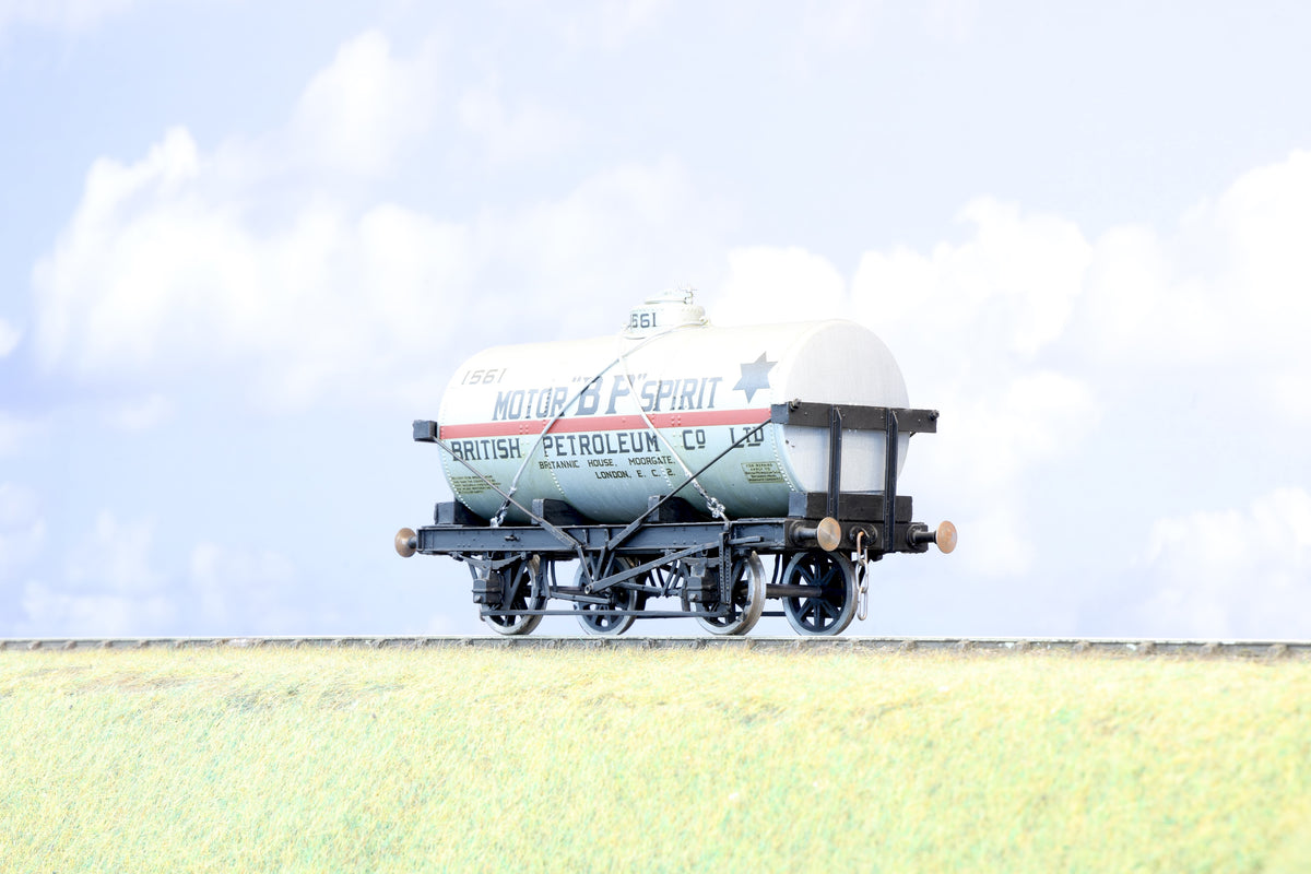 Finescale O Gauge (Kit-Built) BP Tanker Wagon No. 1561