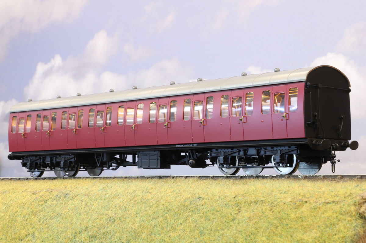 Darstaed Finescale O Gauge BR 57&#39; Mk1 Suburban Second Open (SO) Coach, BR Crimson