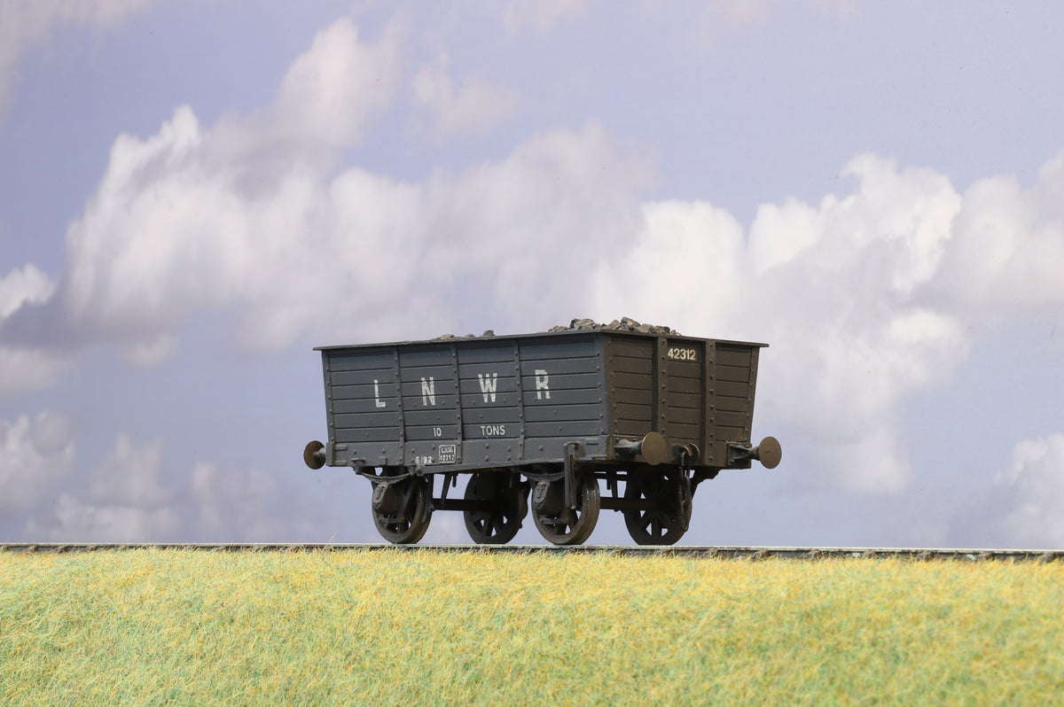 Kit Built Finescale O Gauge London North Western Coal Wagon