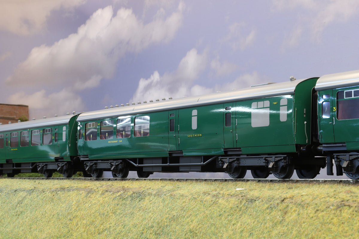 Ace Trains Coarse Scale O Gauge Southern Railway Bulleid Coach Set (2-/3-Rail)