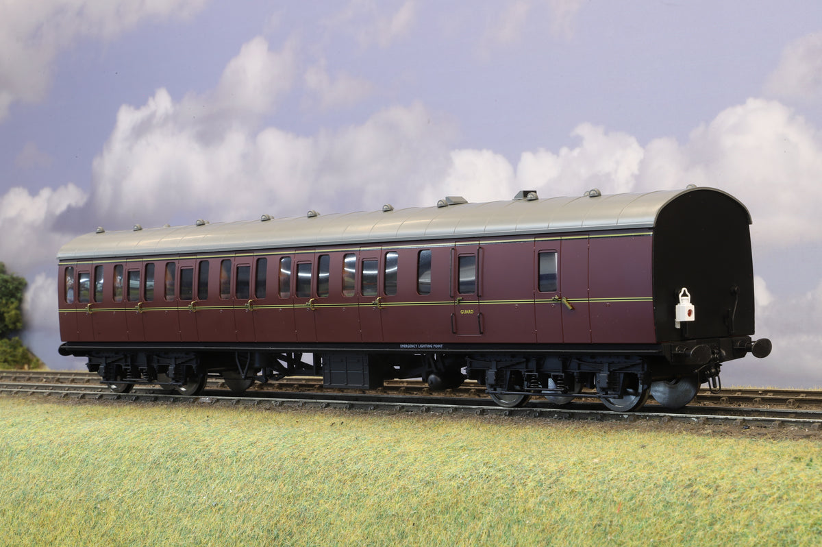 Darstaed Finescale O Gauge BR 57' Mk1 Suburban Brake Second, BR Lined Maroon