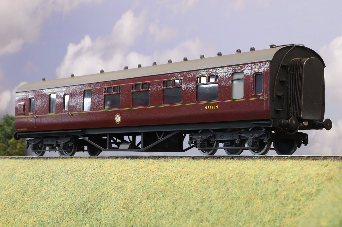 Finescale O Gauge (Kit-Built) Rake of Four LMS/BR Stanier Period III Coaches