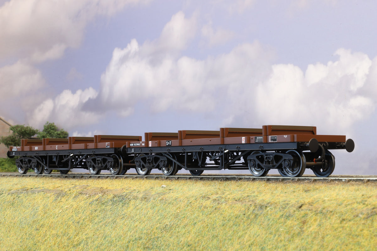 Dapol Finescale O Gauge Pair of 2 Bogie Bolster Wagons (Bauxite)