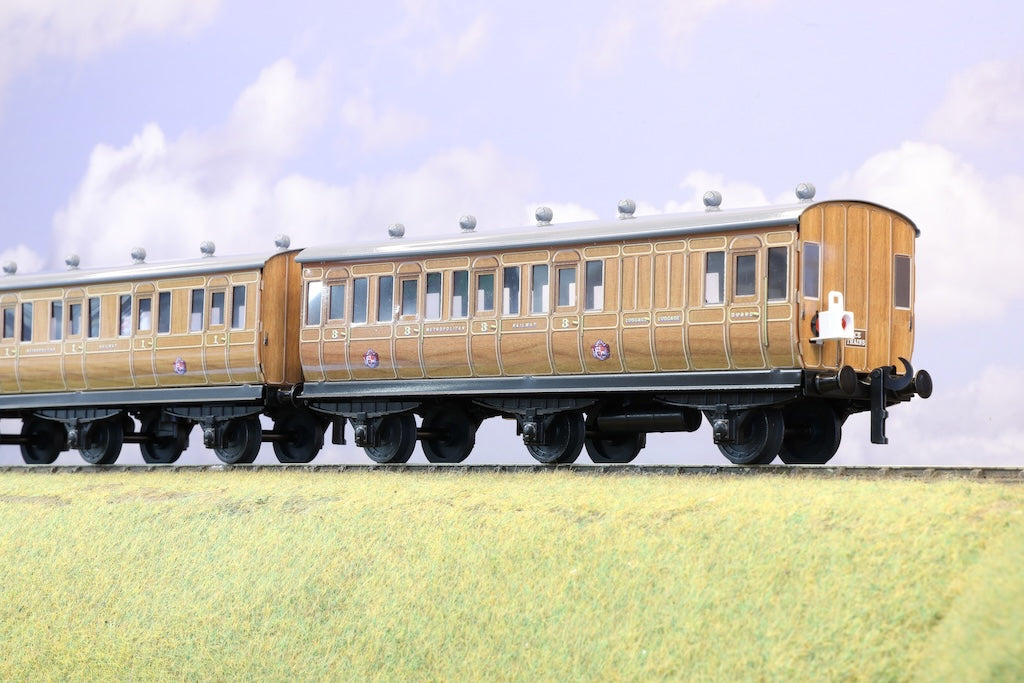 Ace Trains Coarse Scale O Gauge Rake of 3 Metropolitan 6 Wheel Teak Coaches