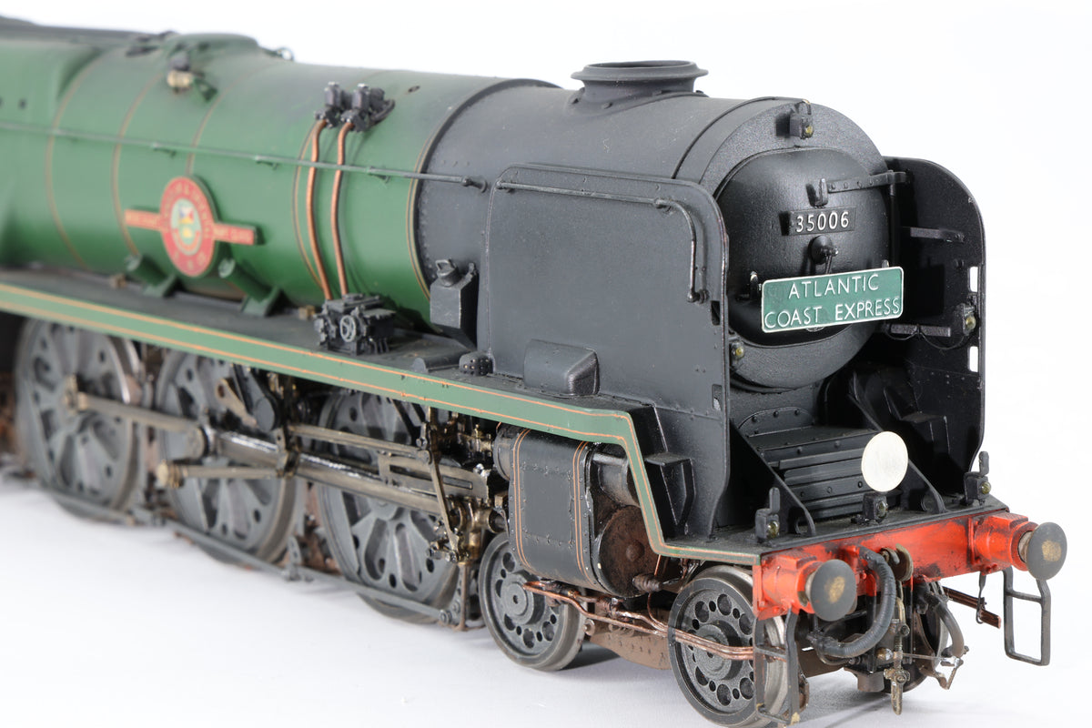 Finescale O Gauge (Kit-Built) ex-SR Rebuilt Merchant Navy No. 35006 'Peninsular & Oriental S. N. Co' BR Green Pro-Weathered