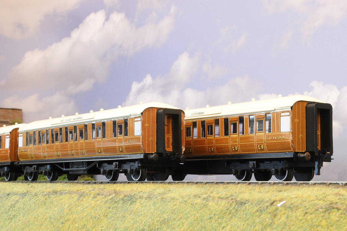ACE Trains Coarse Scale O Gauge Set of 3 x LNER Teak Coaches 'Flying Scotsman' (Set C/4)
