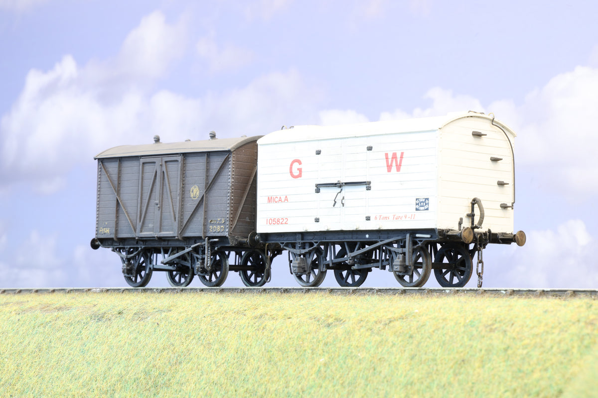 Finescale O Gauge (Kit-Built) GWR Mica A & 10Ton Fish Van, Weathered