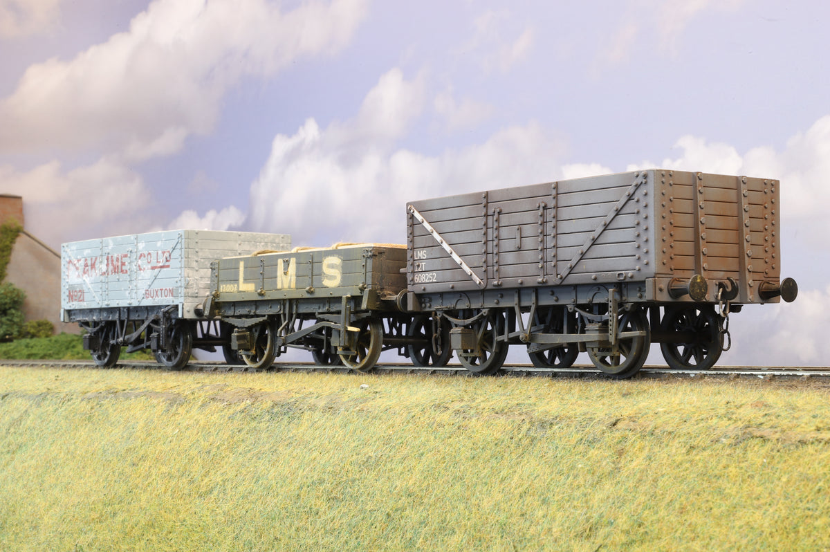 Accucraft Gauge 1 (1:32) Rake of 3 x LMS Region Wagons, Weathered