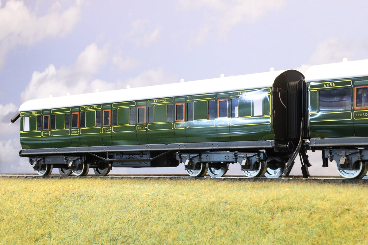 Darstaed Coarse Scale O Set of 3 SR Manusell Coaches SR Green &#39;Set B&#39;