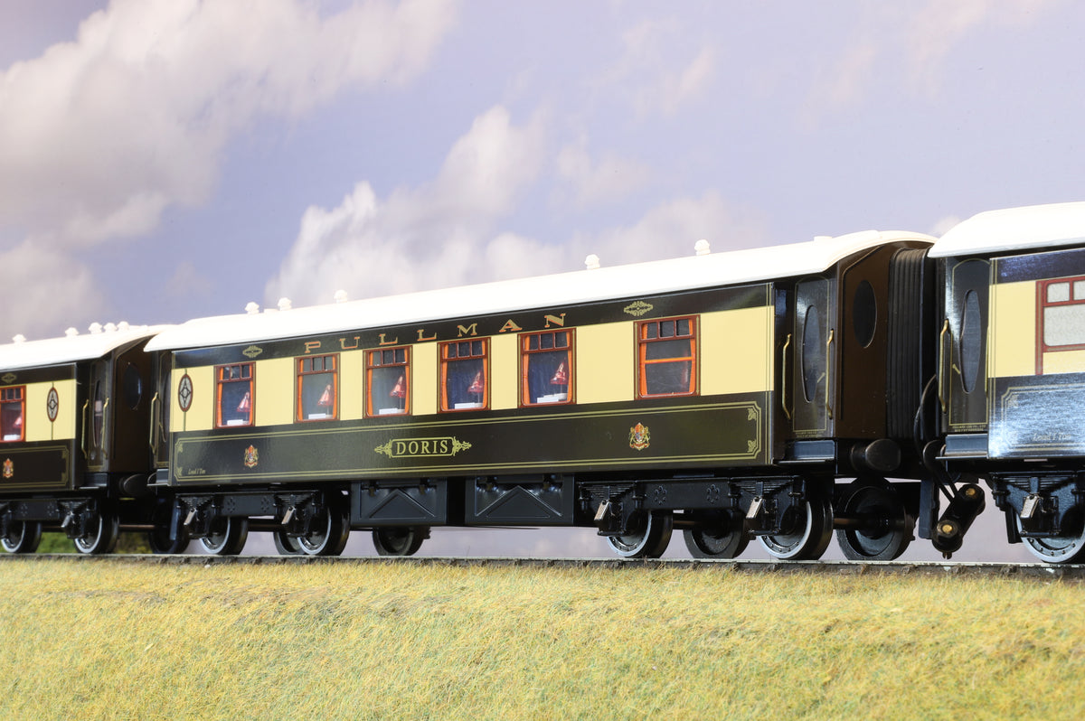 Darstaed Coarse Scale O Gauge 6-Car &#39;Brighton Belle&#39; Pullman Set (incl. &#39;Michaela&#39; Extra Car)