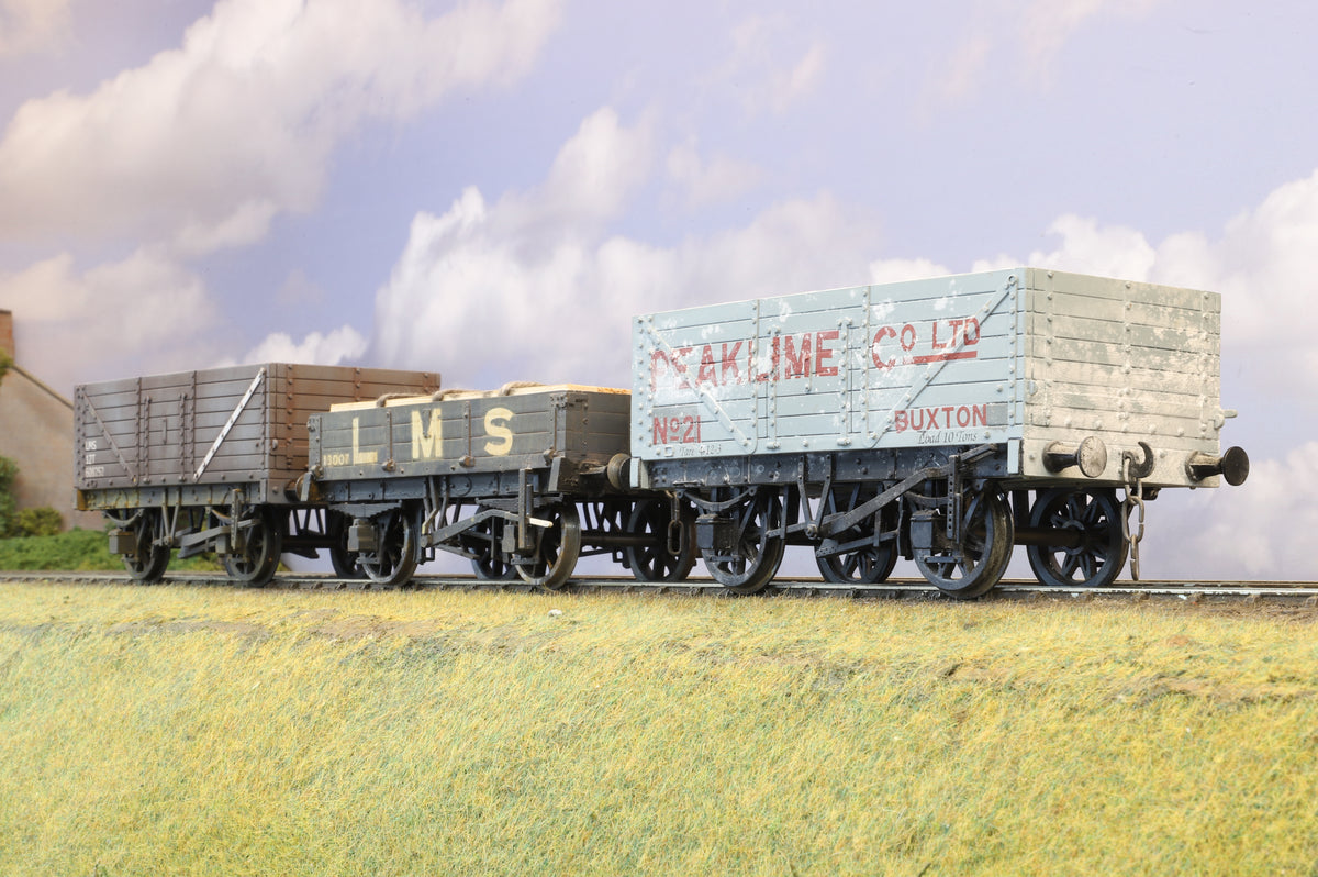 Accucraft Gauge 1 (1:32) Rake of 3 x LMS Region Wagons, Weathered