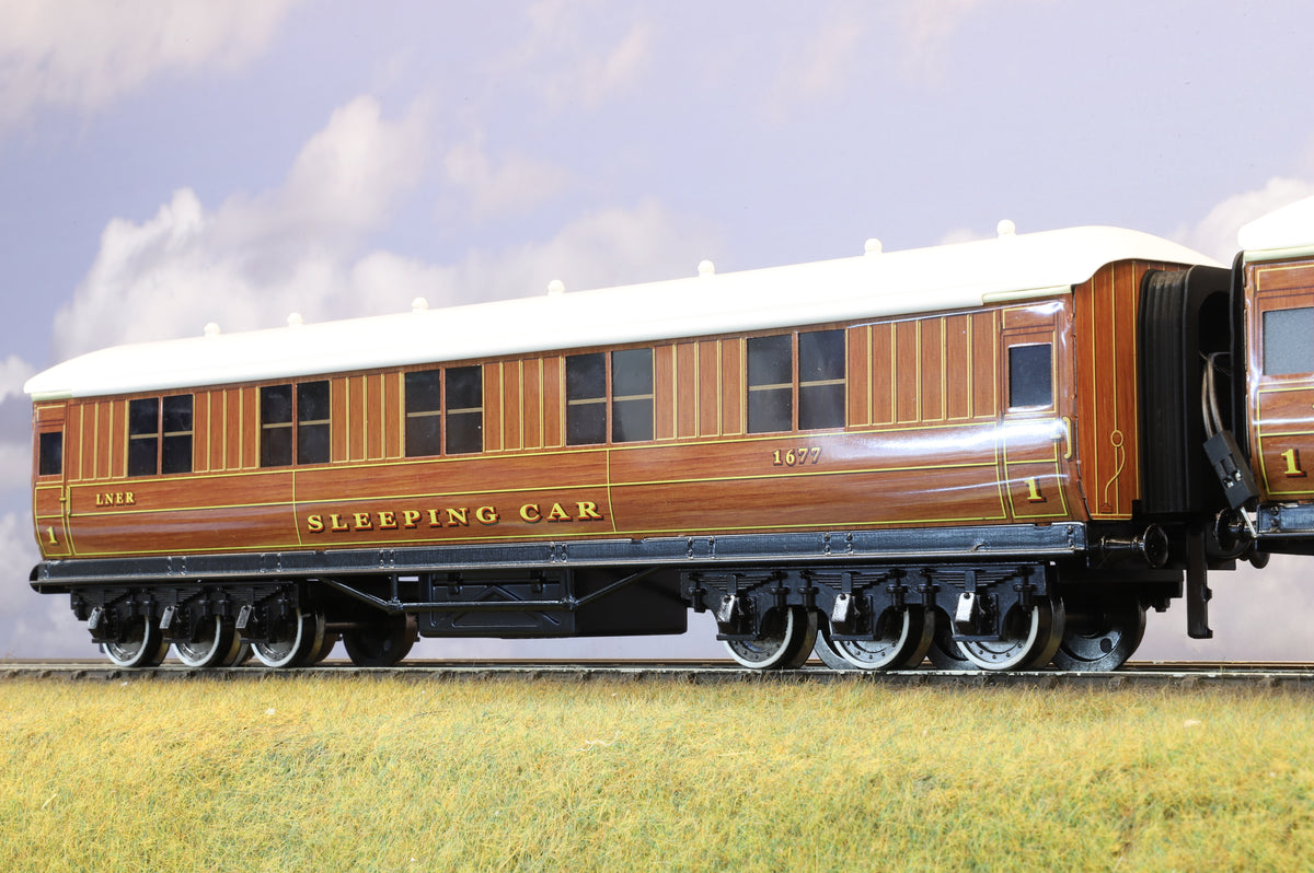 Darstaed Coarse Scale O Set of 3 LNER Gresley Coaches Teak &#39;Set D&#39;