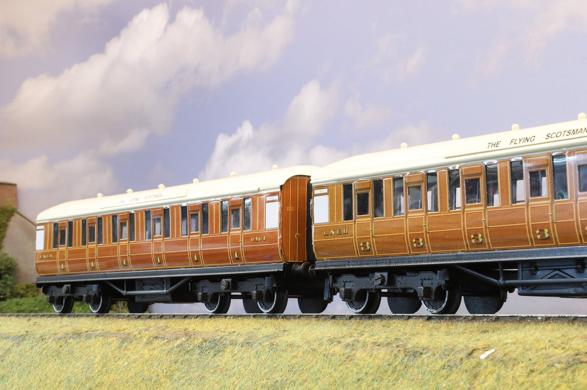 ACE Trains Coarse Scale O Gauge Set of 3 x LNER Teak Coaches 'Flying Scotsman' (Set C/4)