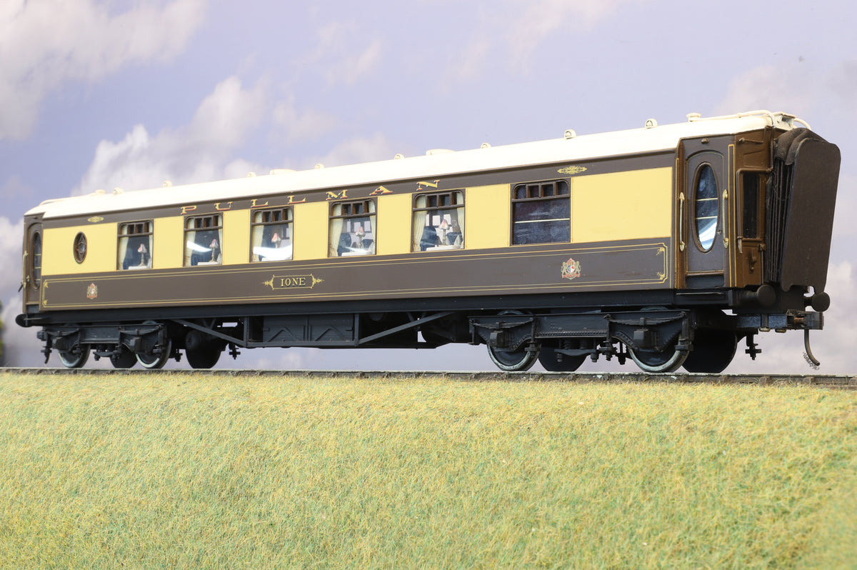 Finescale O Gauge (Kit-Built) Rake of 7 Pullmans, Weathered