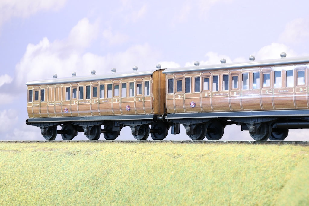 Ace Trains Coarse Scale O Gauge Rake of 3 Metropolitan 6 Wheel Teak Coaches