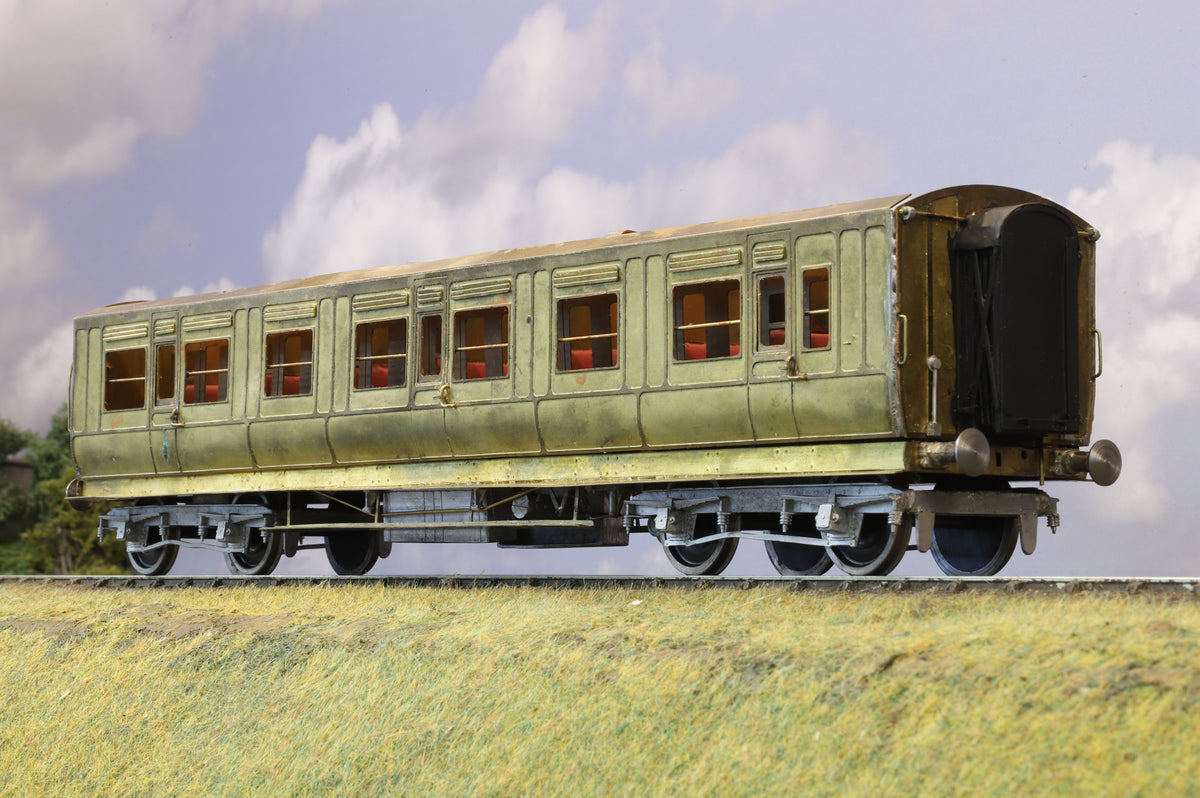 WORKSHOP Kit-built Finescale O Gauge LNWR Arch Roof 3rd Composite Coach (Brass Construction)