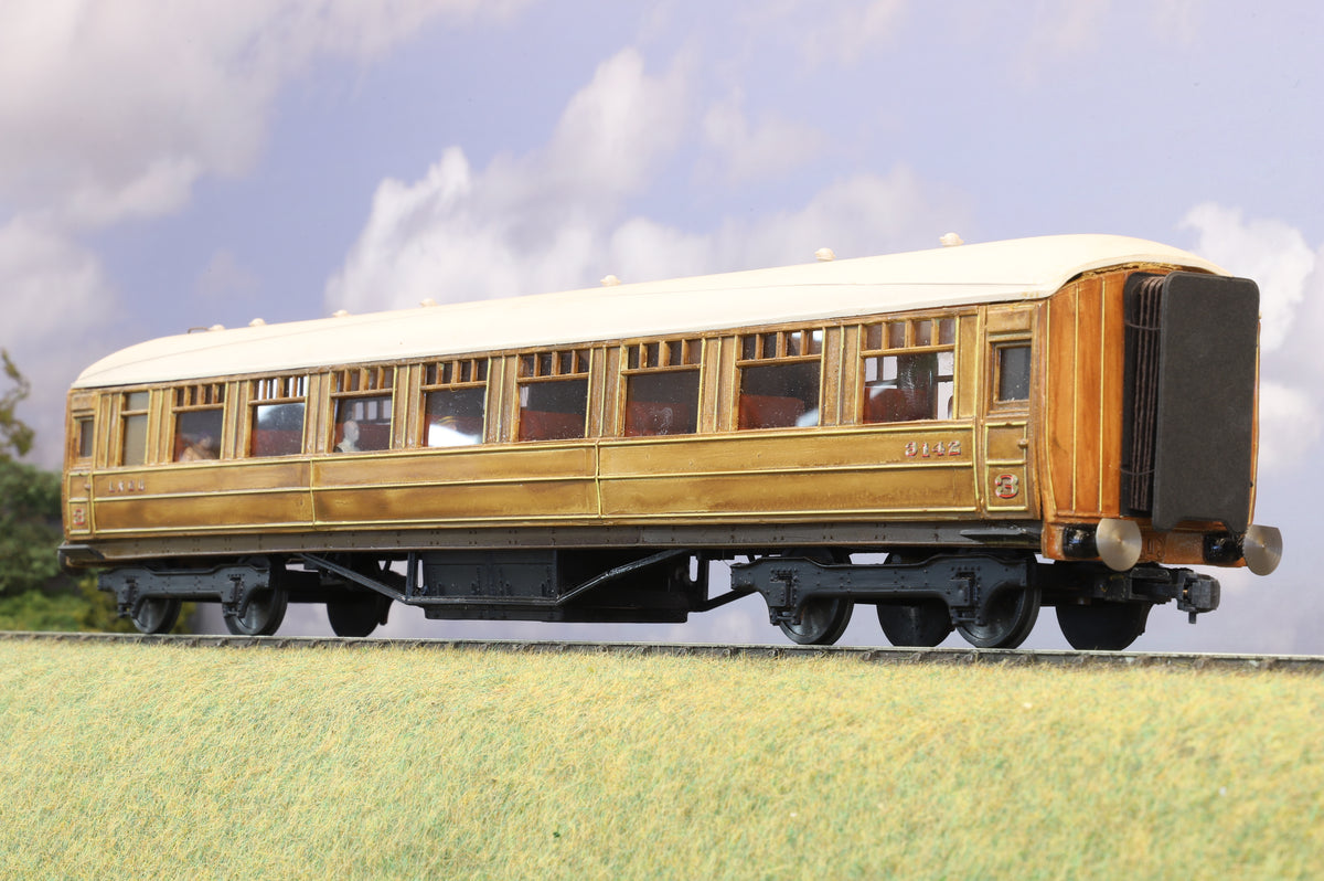 Finescale O Gauge (Kit-Built) LNER Gresley Teak Third Open No.3142