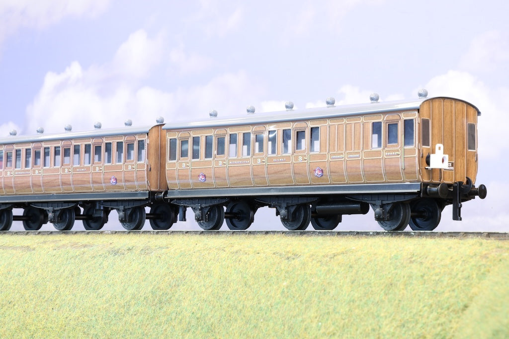Ace Trains Coarse Scale O Gauge Rake of 3 Metropolitan 6 Wheel Teak Coaches