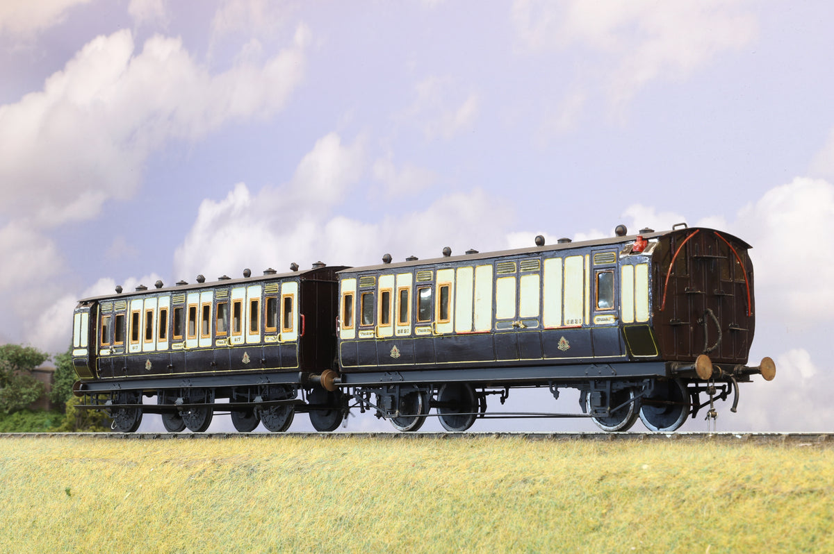 Finescale O Gauge (Kit-Built) Pair of LNWR Passenger Coaches