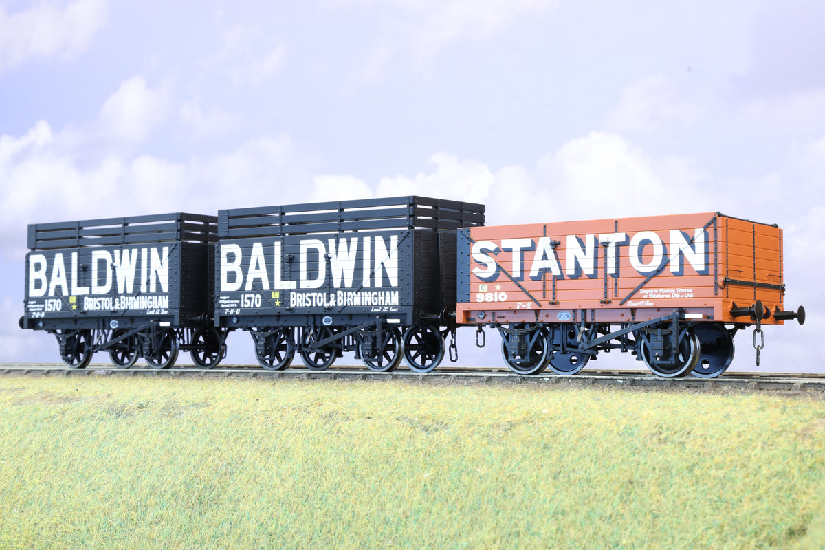 Lionheart Finescale O Gauge Rake of Three Coal Wagons
