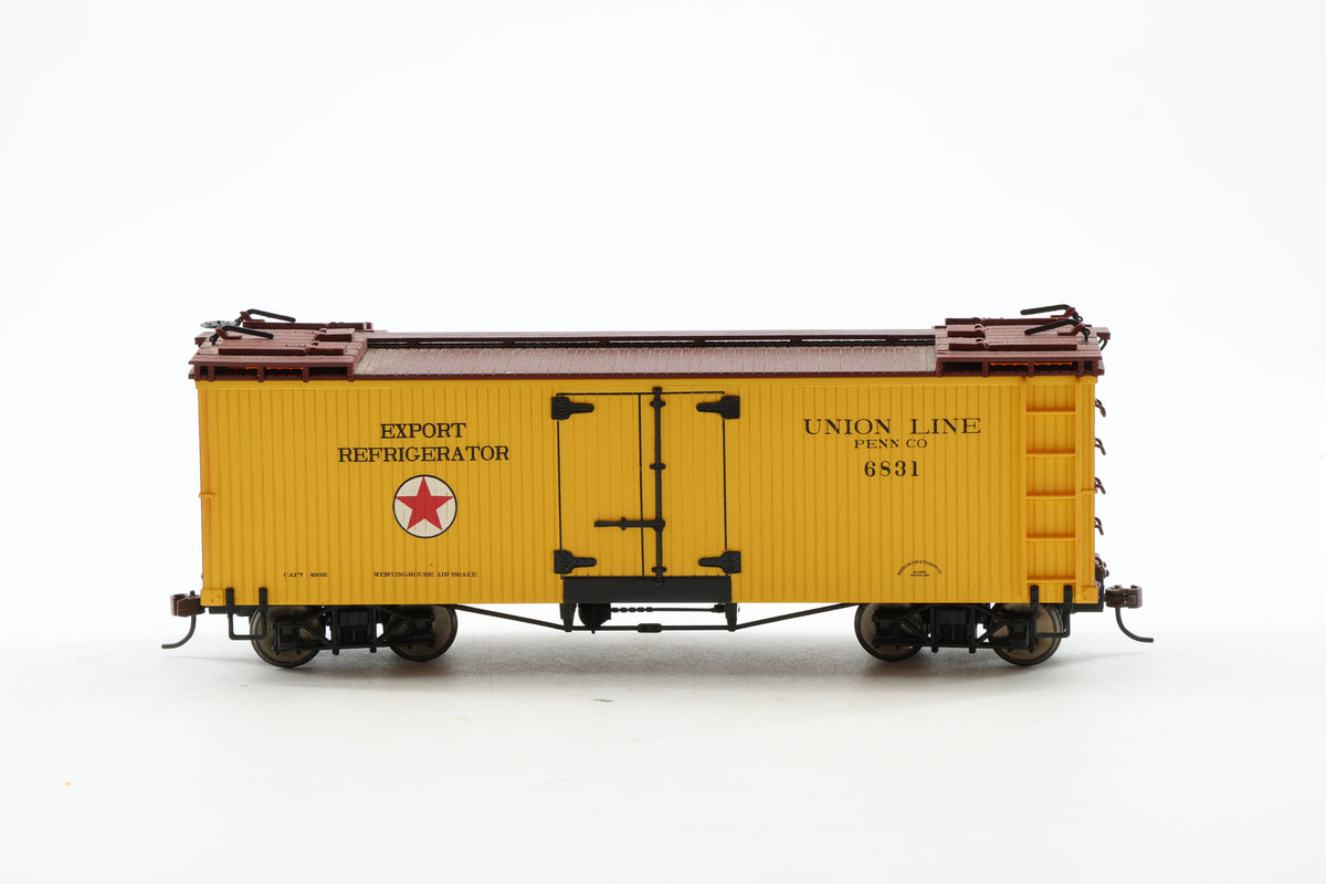 Spectrum/Bachmann On30 Rake of Three Freight Cars