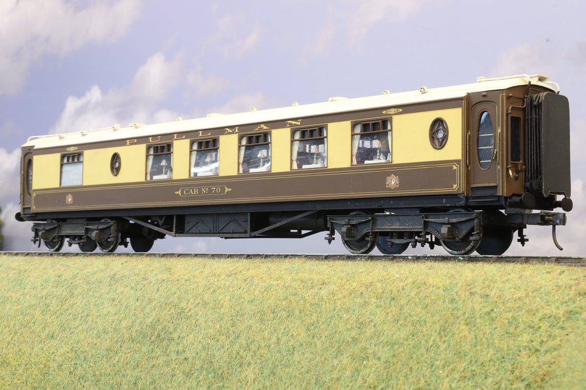 Finescale O Gauge (Kit-Built) Rake of 7 Pullmans, Weathered