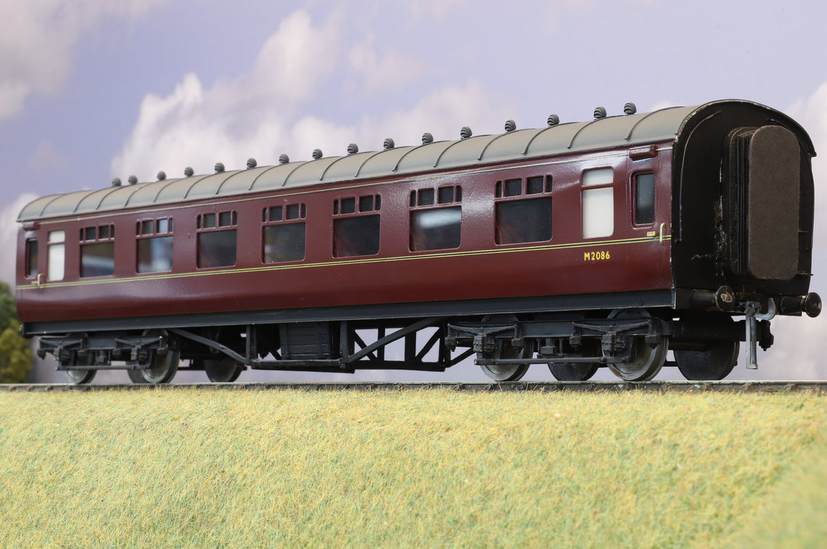 Finescale O Gauge (Kit-Built) ex-LMS Period III Corridor Third No. M2086, BR Maroon