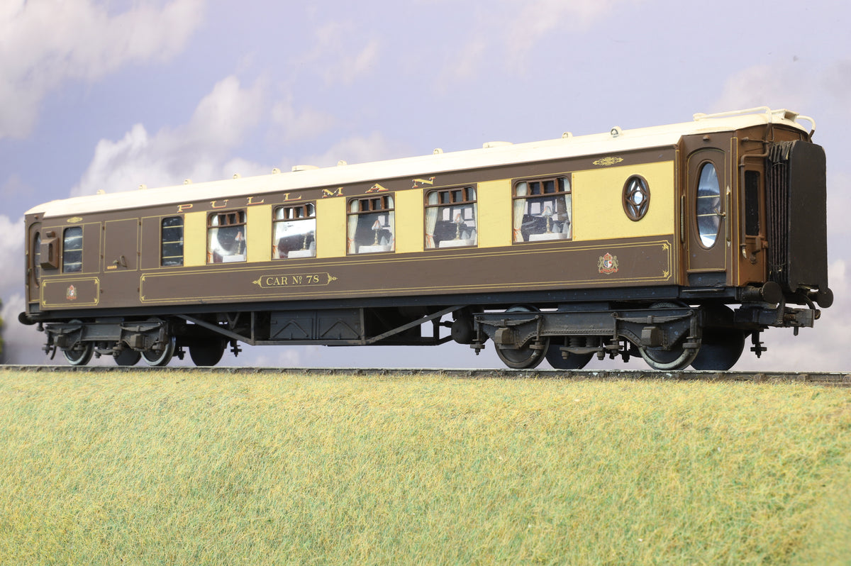 Finescale O Gauge (Kit-Built) Rake of 7 Pullmans, Weathered