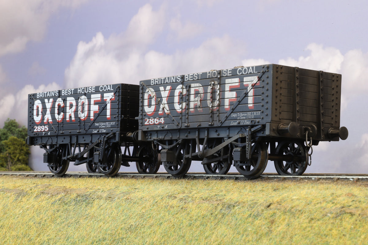 Accucraft Gauge 1 (1:32) Rake of 2 x Private Owner Wagons 'Oxcroft House Coal', Weathered