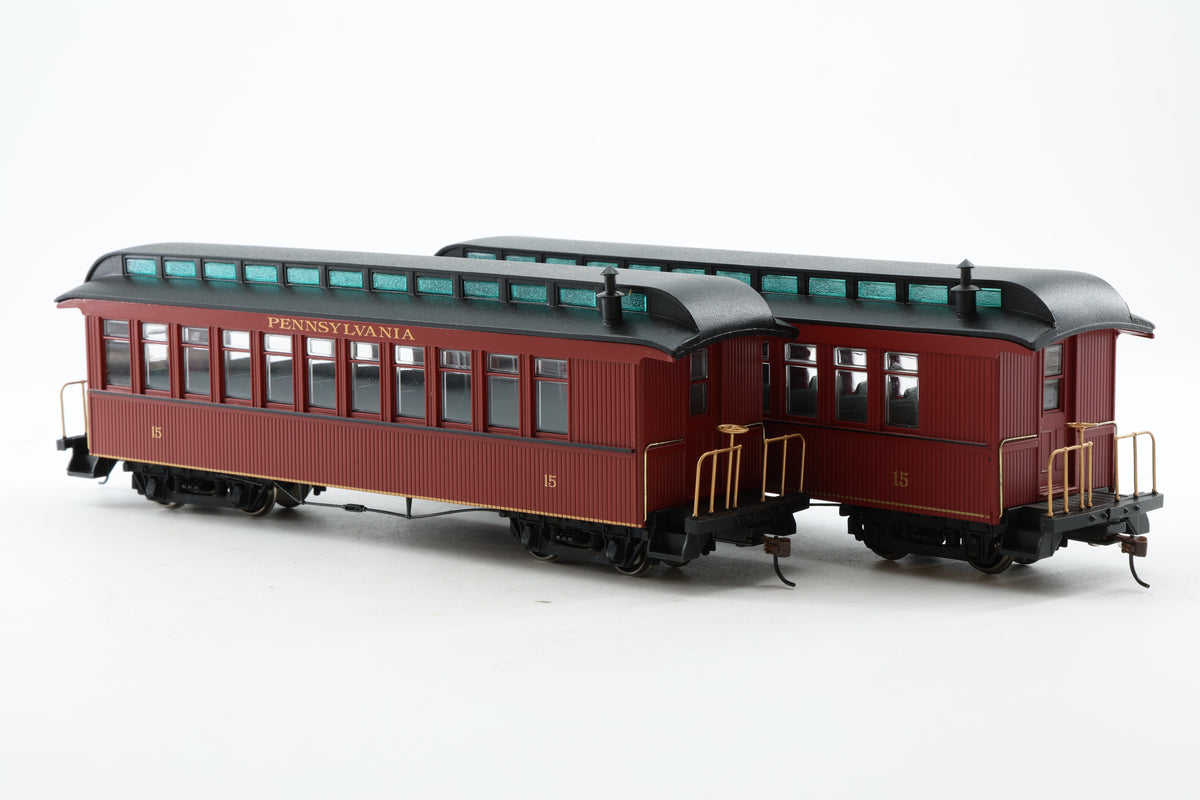 Spectrum/Bachmann On30 Pair of Pennsylvania Railroad Coaches