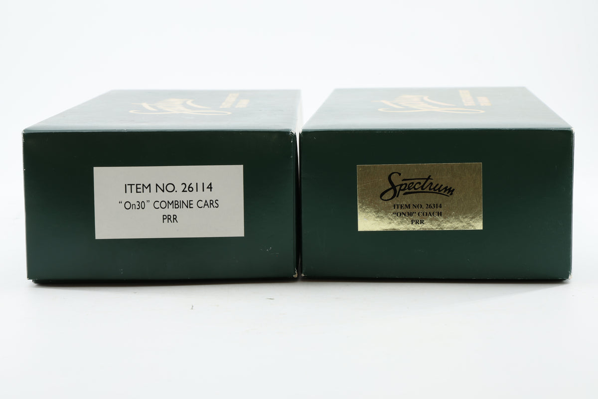 Spectrum/Bachmann On30 Pair of Pennsylvania Railroad Coaches