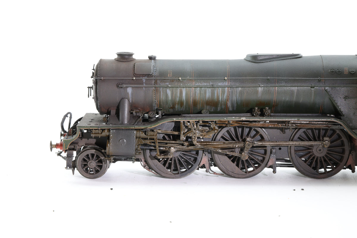 Finescale O Gauge Gresley V2 No. 60856, BR Green, Late Crest, Pro-Weathered