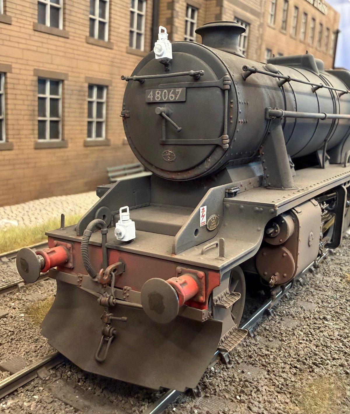 Sancheng Finescale O Gauge ex-LMS Stanier 8F No. 48067, BR Black Late Crest, Pro-Weathered