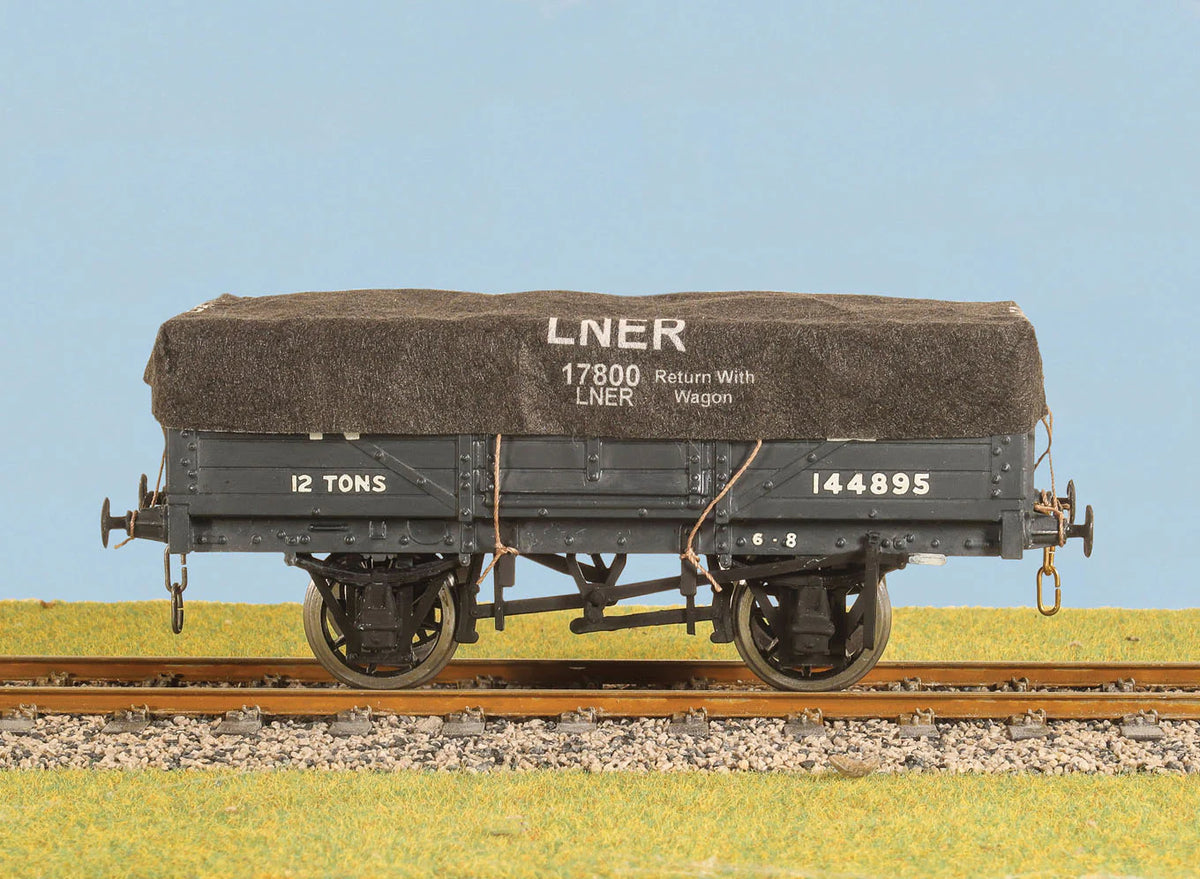 Parkside Dundas PS93 Wagon Tarpaulins (3) LNER, Kit