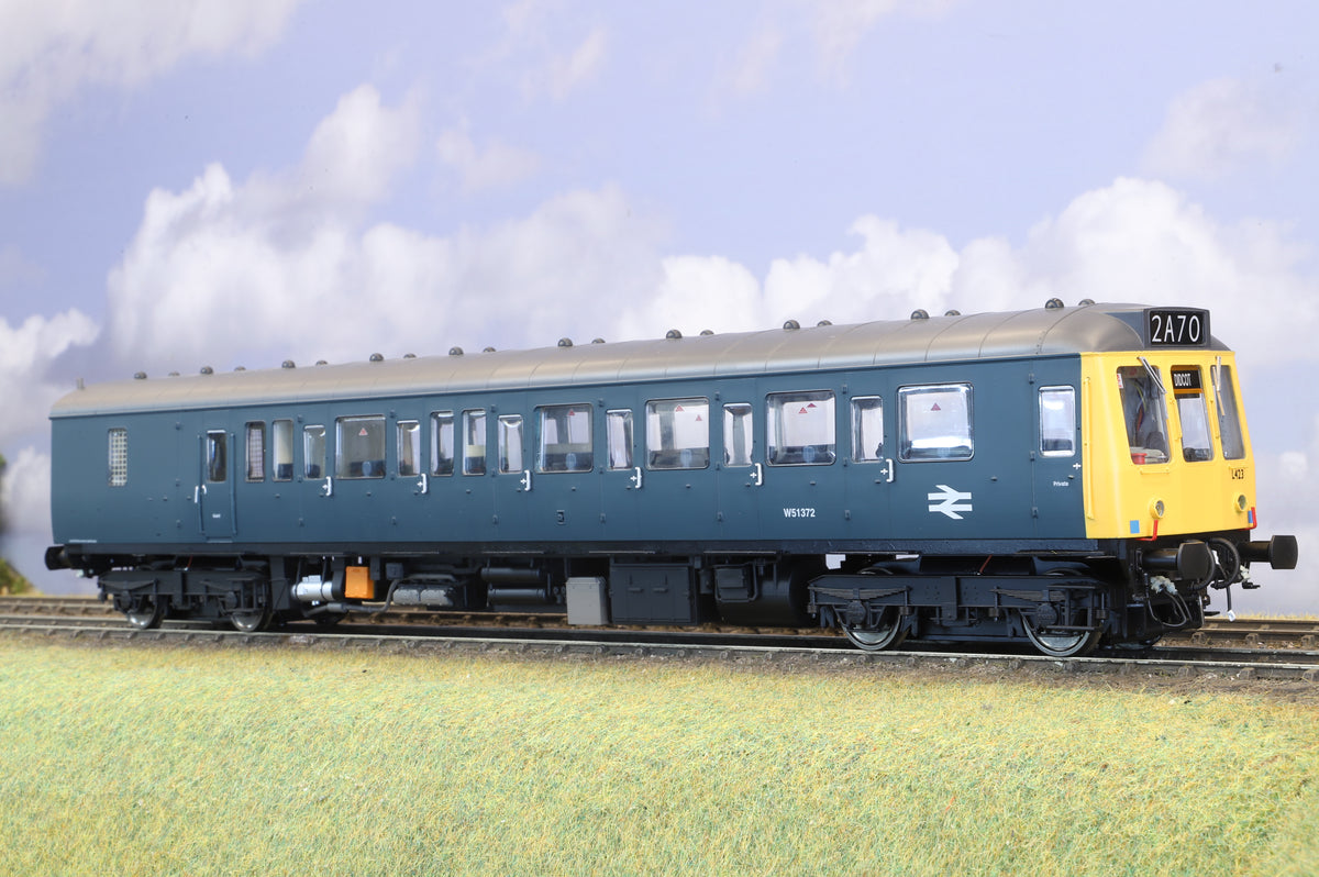 Heljan Finescale O Gauge Three-car Class 117 DMU No.L423 BR Blue