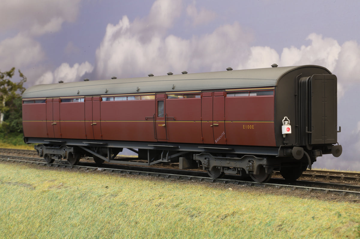 Darstaed Finescale O Gauge Thompson BG (Full Brake) Coach BR Crimson No. E100E, Pro-Weathered