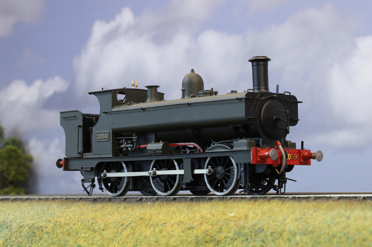 Kit-built Finescale O Gauge GWR &#39;2021&#39; 0-6-0PT &#39;2050&#39; GWR Green