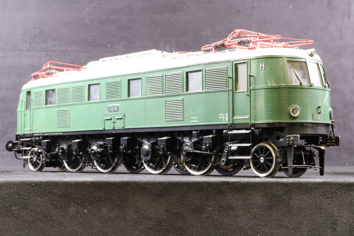 J&amp;M Models Gauge 1 E18 016, DRG Green, DCC Sound