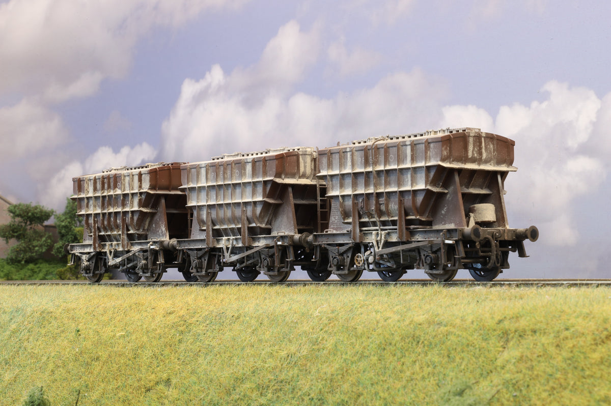 Ellis Clark Trains Finescale O Gauge Presflo Wagon (Single), BR Bauxite &#39;PRESFLO&#39; , Weathered by Neil Armitage
