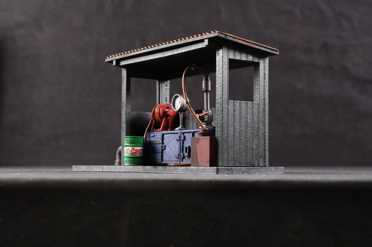 Made in Manchester Models O Gauge FMS-OGG Fuel Maintenance Shed (Green)