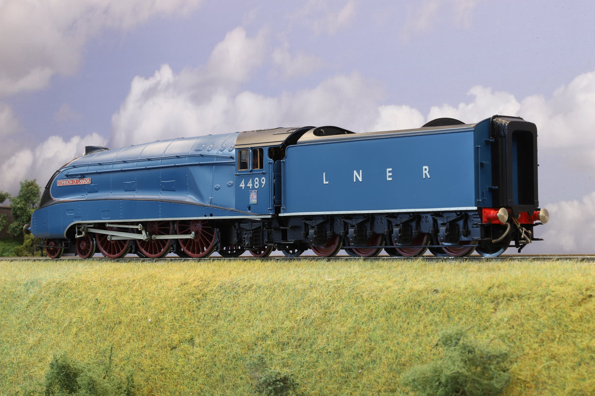 DJH (Custom) Finescale O Gauge LNER Class A4 No. 4489 &#39;Dominion of Canada&#39; Garter Blue