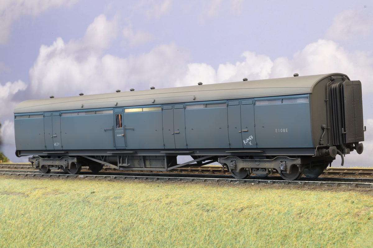 Darstaed Finescale O Gauge Thompson BG (Full Brake) Coach BR Blue No. E108E, Pro-Weathered