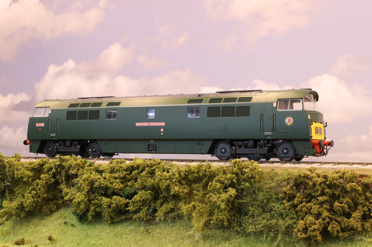 Heljan Finescale O Gauge Class 52 &#39;Western&#39; No. D1038 &#39;Western Sovereign&#39; Green with Small Yellow Panels
