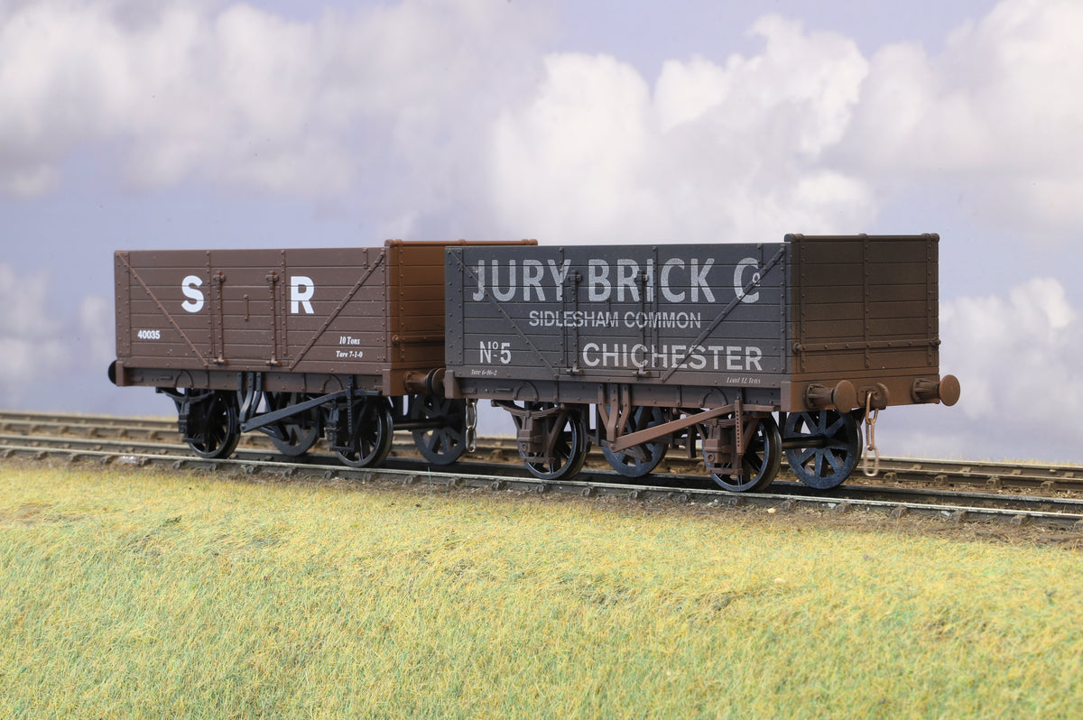 Dapol Finescale O Gauge Pair of Open Wagons