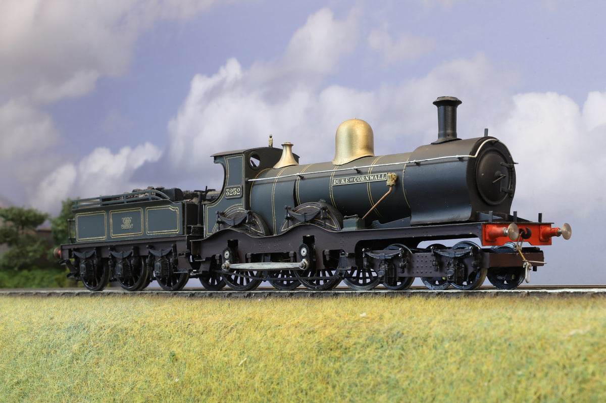 Javelin Kit-built Finescale O Gauge GWR &#39;Duke&#39; 4-4-0 &#39;3252&#39; &#39;Duke of Cornwall&#39; GWR Lined Green