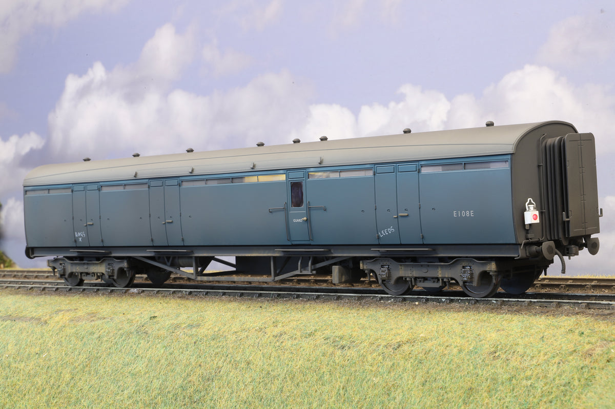 Darstaed Finescale O Gauge Thompson BG (Full Brake) Coach BR Blue No. E108E, Pro-Weathered