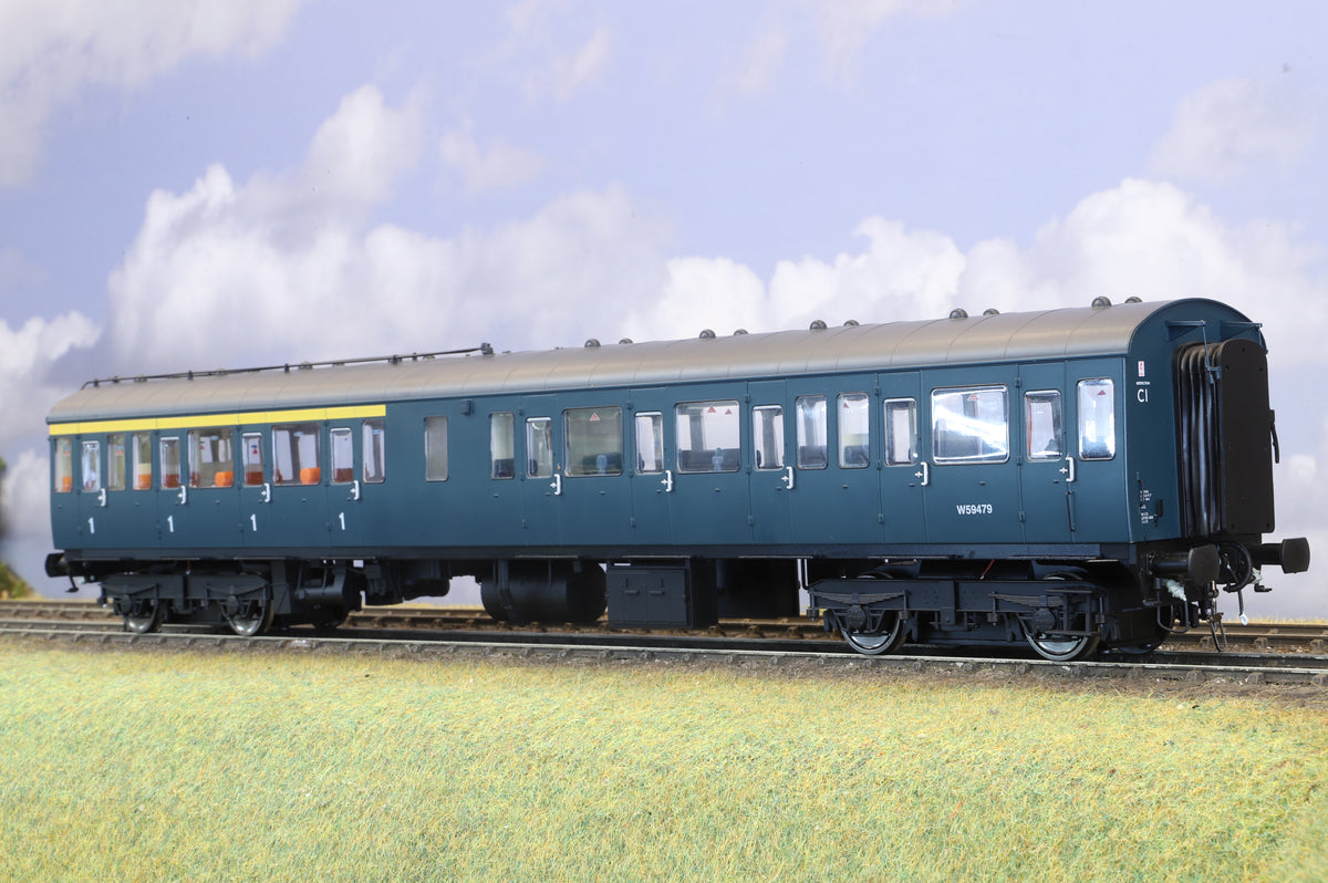 Heljan Finescale O Gauge Three-car Class 117 DMU No.L423 BR Blue